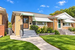 6812 W Higgins Ave, Chicago, IL 60656 - Photo 1