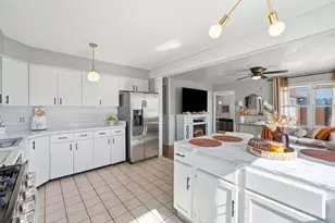 7708 W 81st St, Bridgeview, IL 60455 - Photo 12