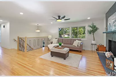 1425 Concord Lane, Schaumburg, IL 60193 - Photo 6