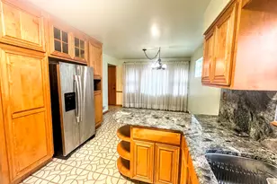 10912 S Longwood Dr, Chicago, IL 60643 - Photo 32