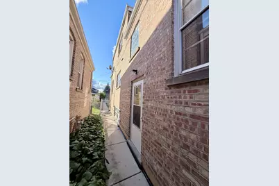 5550 S Karlov Avenue, Chicago, IL 60629 - Photo 48