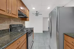 400 Park Ave, Calumet City, IL 60409 - Photo 10