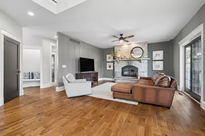 715 Erica Drive, Utica, IL 61373 - Photo 12
