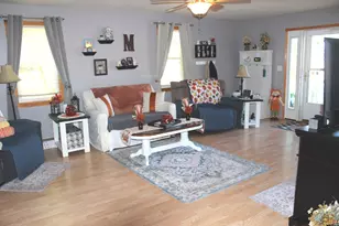 8024 Garrett Rd, Alma, IL 62807 - Photo 16