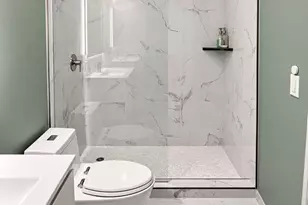 260 E Chestnut St, Chicago, IL 60611 - Photo 12