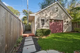 1037 Monroe St, Evanston, IL 60202 - Photo 30