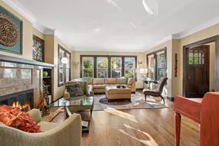 1037 Monroe St, Evanston, IL 60202 - Photo 4