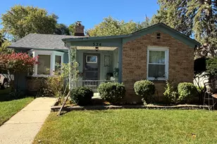 524 Lavoie Ave, Elgin, IL 60120 - Photo 1