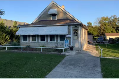 1124 N Hickory Street, Joliet, IL 60435 - Photo 1