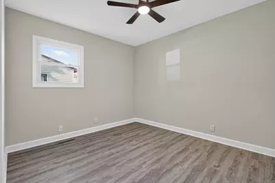 527 Fairlane Avenue, Dekalb, IL 60115 - Photo 20