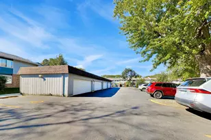 904 E Old Willow Rd, Prospect Heights, IL 60070 - Photo 18