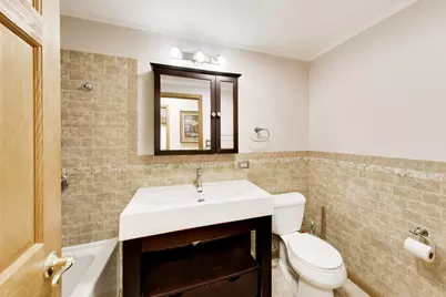 904 E Old Willow Road #102, Prospect Heights, IL 60070 - Photo 12