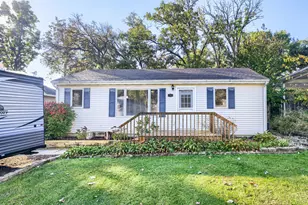 17843 W Big Oaks Rd, Grayslake, IL 60030 - Photo 1