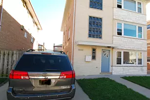 8157 Walsh Ln, River Grove, IL 60171 - Photo 2