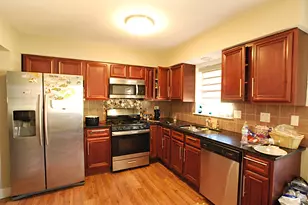 8157 Walsh Ln, River Grove, IL 60171 - Photo 12