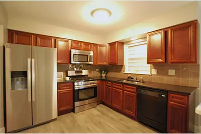 8157 Walsh Lane, River Grove, IL 60171 - Photo 4