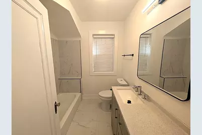 5801 N Richmond Street #1E, Chicago, IL 60659 - Photo 12
