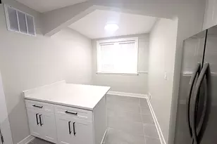 5801 N Richmond St, Chicago, IL 60659 - Photo 4