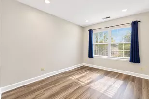 7 Polk Ct, Streamwood, IL 60107 - Photo 12