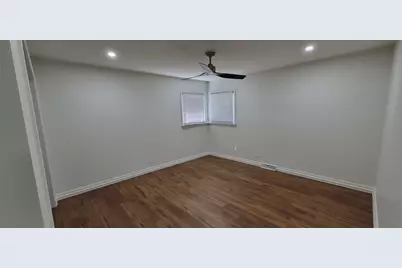 1586 Marshall Drive, Des Plaines, IL 60018 - Photo 12