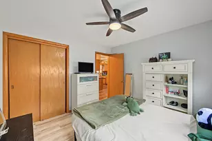 10712 S Ave B, Chicago, IL 60617 - Photo 14