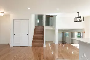 11226 S Deerpath Ln, Palos Hills, IL 60465 - Photo 10