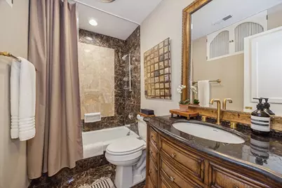 78 E Elm Street #3, Chicago, IL 60611 - Photo 10