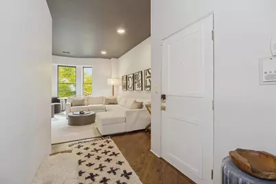 78 E Elm Street #3, Chicago, IL 60611 - Photo 2