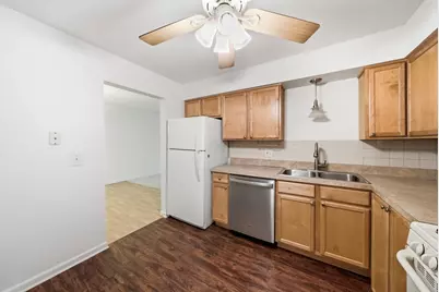 5740 Concord Lane #13, Clarendon Hills, IL 60514 - Photo 12