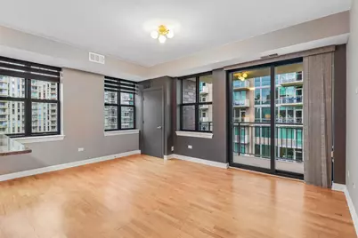 451 W Huron Street #1112, Chicago, IL 60654 - Photo 4