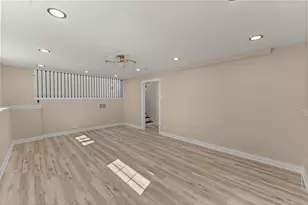 [Address not provided], Hazel Crest, IL 60429 - Photo 12