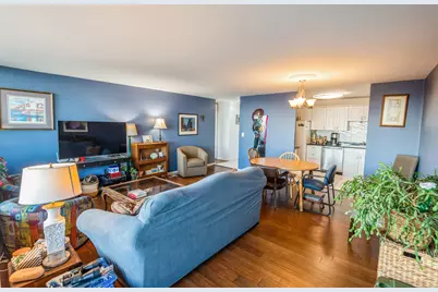 400 E Randolph Street #1515, Chicago, IL 60601 - Photo 8
