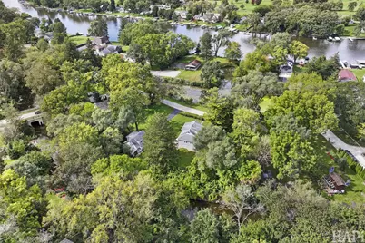 2225 Lagoon Drive, Fox River Grove, IL 60021 - Photo 34