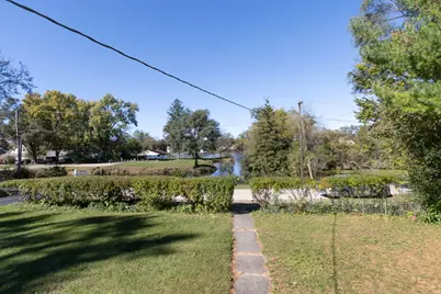 2225 Lagoon Drive, Fox River Grove, IL 60021 - Photo 38