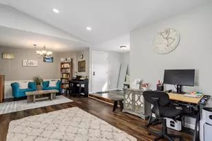 178 Grove Ave, Des Plaines, IL 60016 - Photo 6