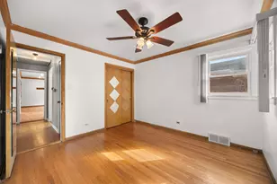 11313 S Sawyer Ave, Chicago, IL 60655 - Photo 12