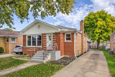 11313 S Sawyer Avenue, Chicago, IL 60655 - Photo 1