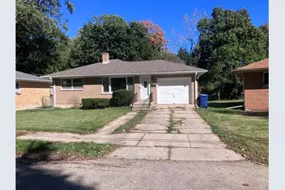 1333 Eastview Drive, Waukegan, IL 60085 - Photo 2