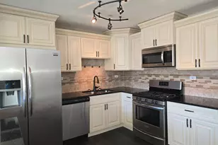 5633 Fernwood Ct, Matteson, IL 60443 - Photo 10