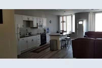 1402 5th Street #1402, Lasalle, IL 61301 - Photo 2