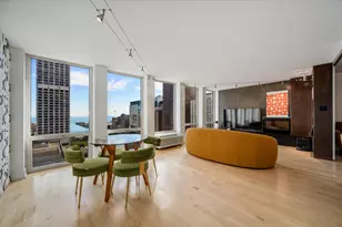 111 E Chestnut St, Chicago, IL 60611 - Photo 4