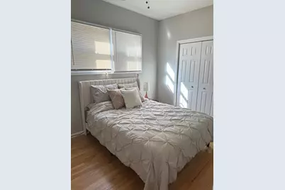 1445 W Walton Street #3, Chicago, IL 60642 - Photo 8