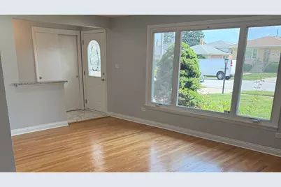 656 Saginaw Avenue, Calumet City, IL 60409 - Photo 10