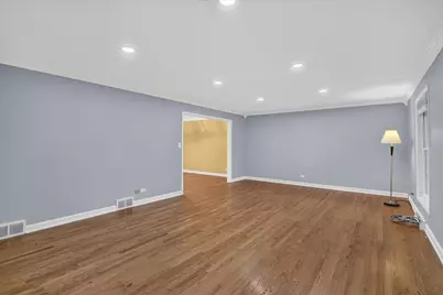 857 W Lanark Lane, Palatine, IL 60067 - Photo 6