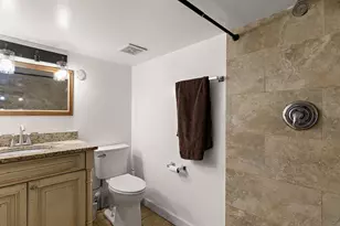 6756 N Keating Ave, Lincolnwood, IL 60712 - Photo 8