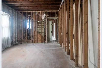 9412 S Elizabeth Street, Chicago, IL 60620 - Photo 2