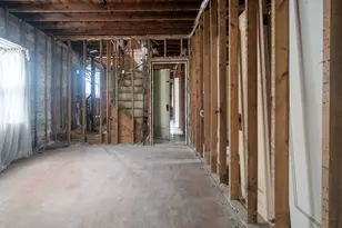9412 S Elizabeth St, Chicago, IL 60620 - Photo 2