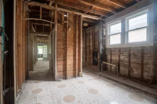 9412 S Elizabeth St, Chicago, IL 60620 - Photo 4