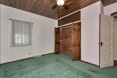 240 E Genessee Street, Leland, IL 60531 - Photo 12