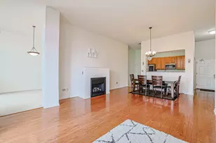 1739 Tudor Ln, Northbrook, IL 60062 - Photo 4